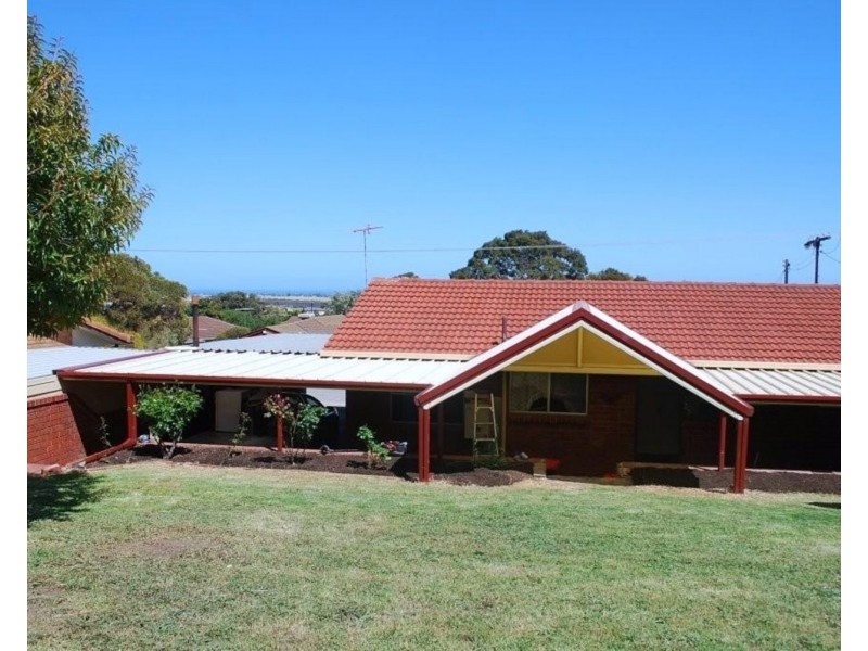 12 Lillian Street, Huntfield Heights SA 5163