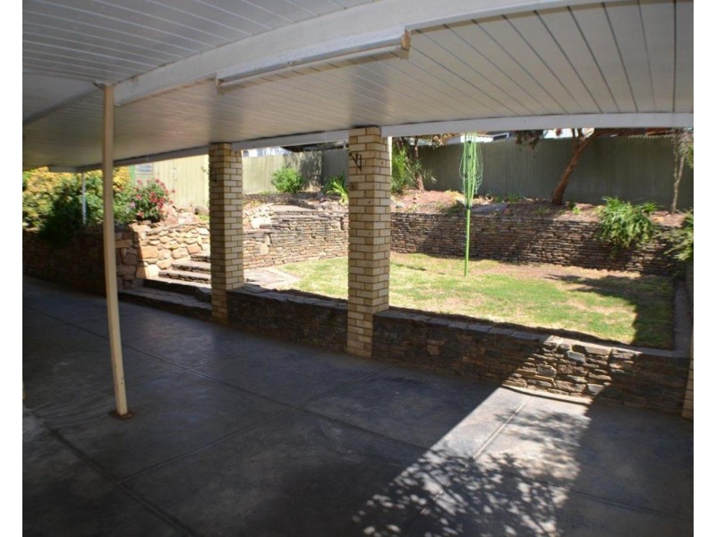 17 Grenache Road, Hackham SA 5163