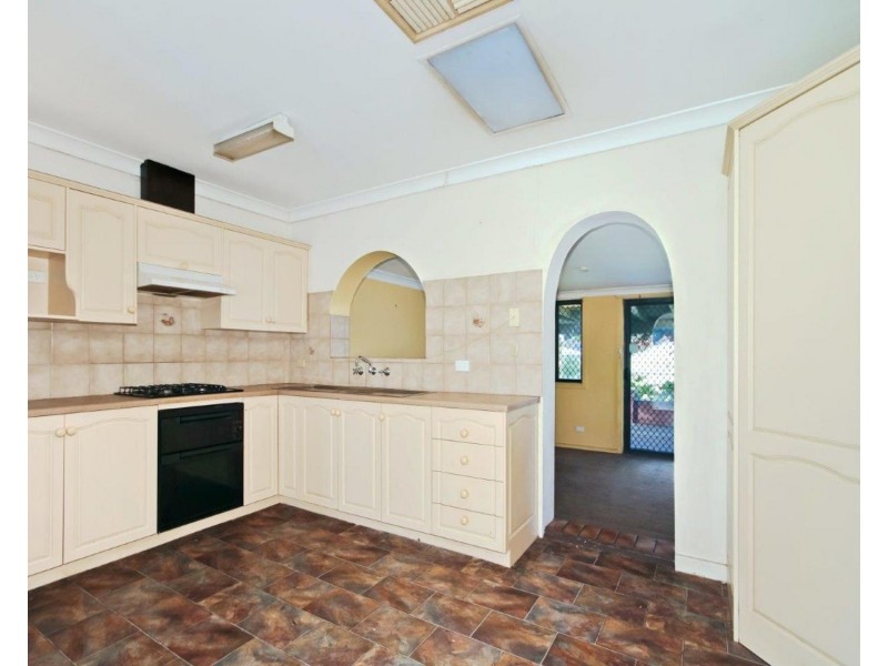 20 Radcliffe Grove, Christie Downs SA 5164