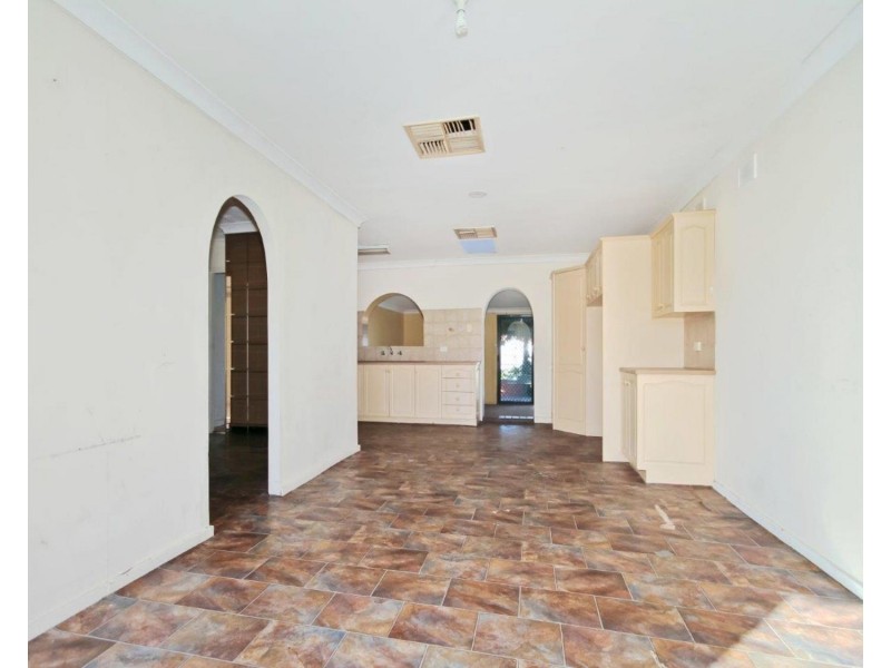 20 Radcliffe Grove, Christie Downs SA 5164