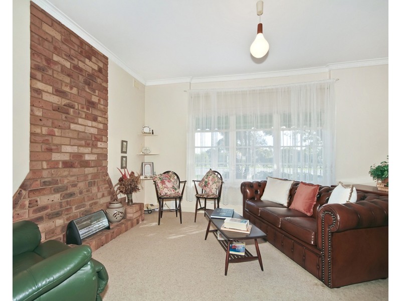 386 Beach Road, Hackham West SA 5163