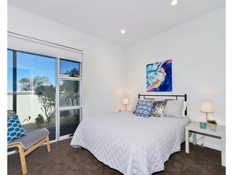 64 Roy Terrace, Christies Beach SA 5165