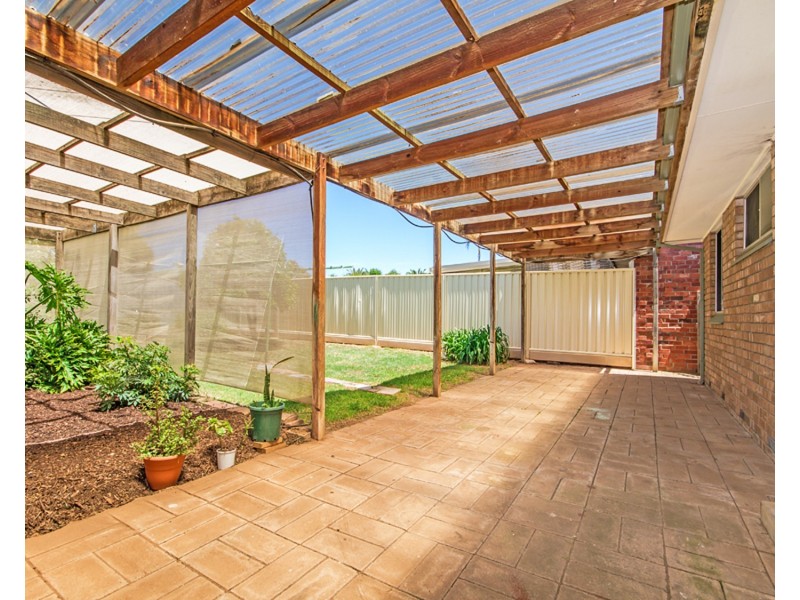 16 Acacia Road, Morphett Vale SA 5162