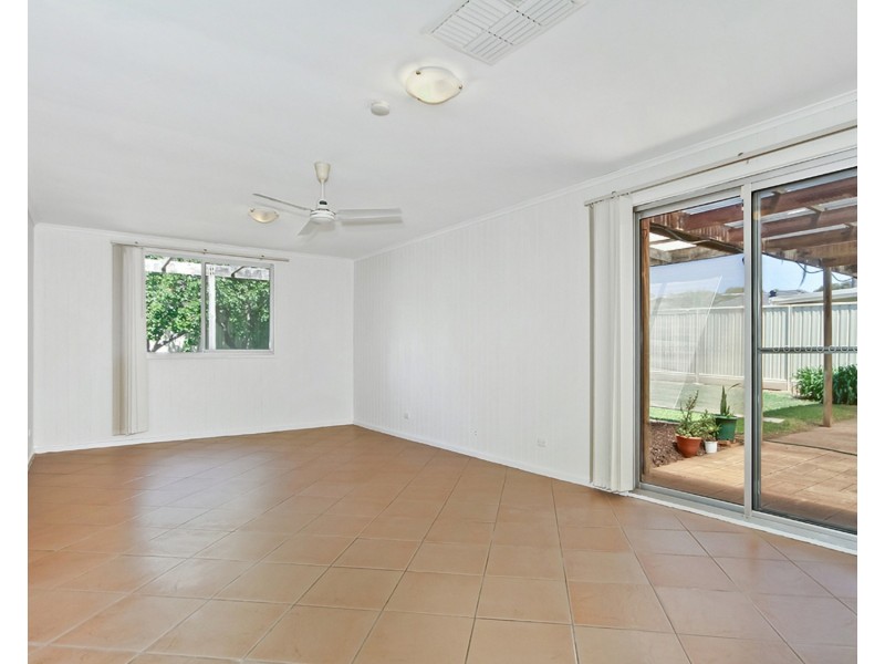 16 Acacia Road, Morphett Vale SA 5162