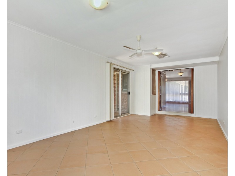 16 Acacia Road, Morphett Vale SA 5162