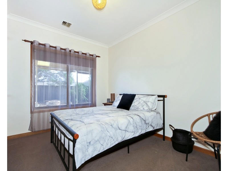 22 Elberry Close, Moana SA 5169