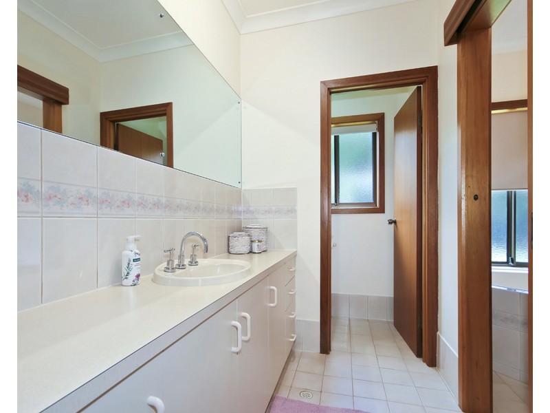 22 Elberry Close, Moana SA 5169