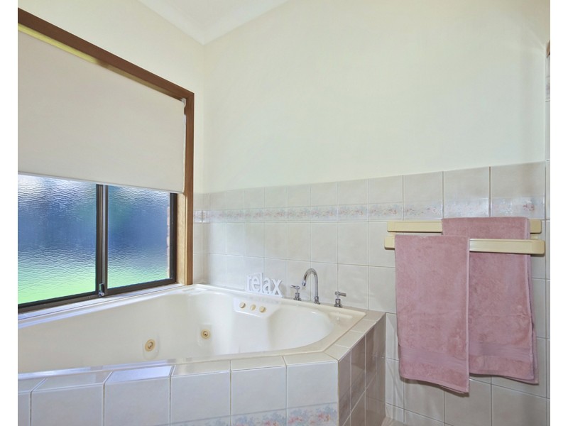 22 Elberry Close, Moana SA 5169