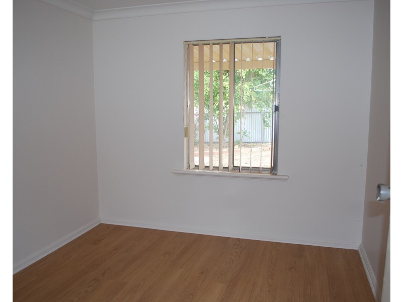 16 Carbenet Drive, Hackham SA 5163