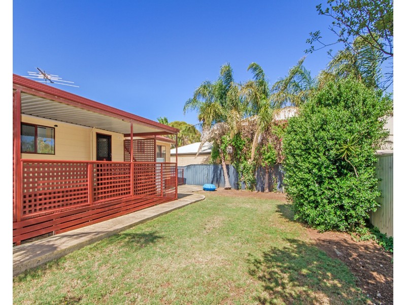 1 First Avenue, Moana SA 5169
