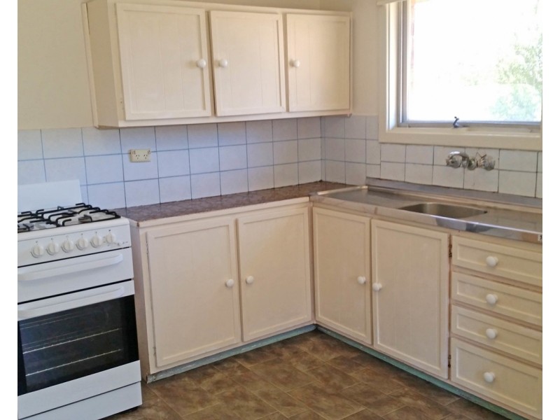 11 Charles Street, Christie Downs SA 5164