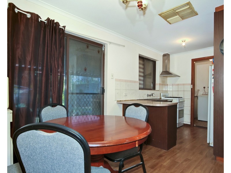 3 Karyn Crescent, Morphett Vale SA 5162