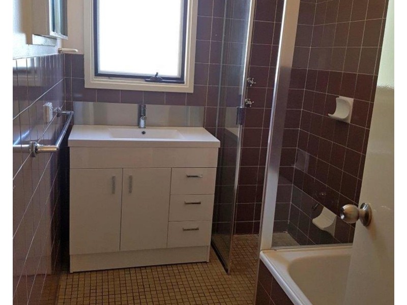 25 Hagen Crescent, Hackham West SA 5163