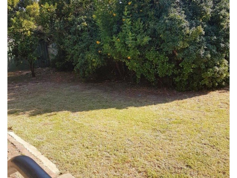 25 Hagen Crescent, Hackham West SA 5163