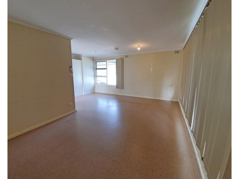 20 Adrian Street, Christie Downs SA 5164