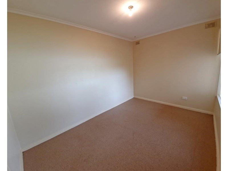 20 Adrian Street, Christie Downs SA 5164