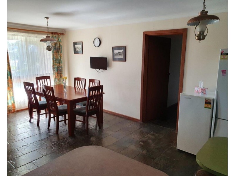 6 Raphael Court, Morphett Vale SA 5162