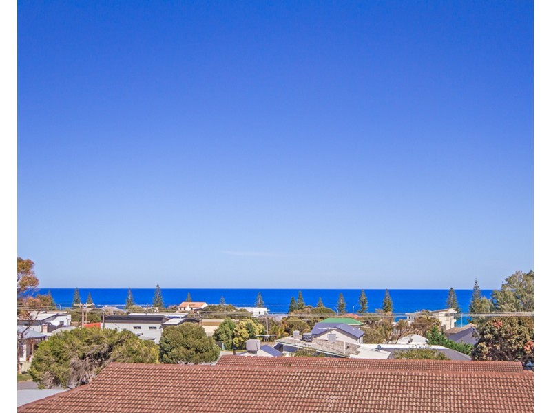 64 Roy Terrace, Christies Beach SA 5165