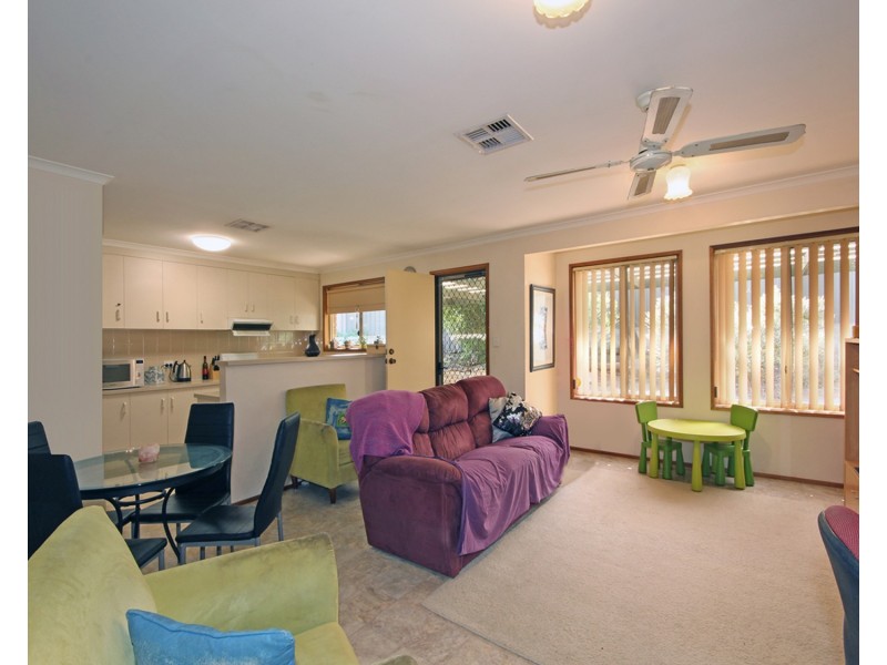 8 Bathbank Crescent, Sheidow Park SA 5158