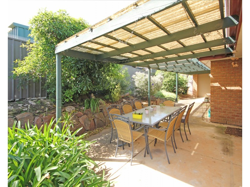 8 Bathbank Crescent, Sheidow Park SA 5158