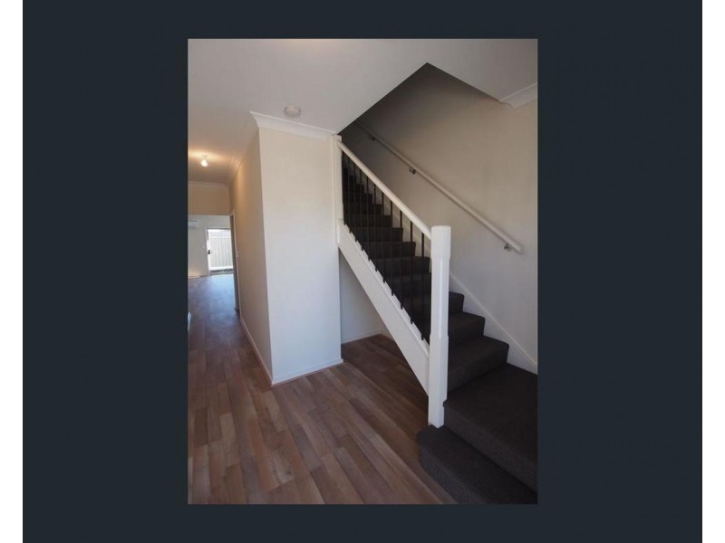 9/19 Hereford Lane, Woodcroft SA 5162