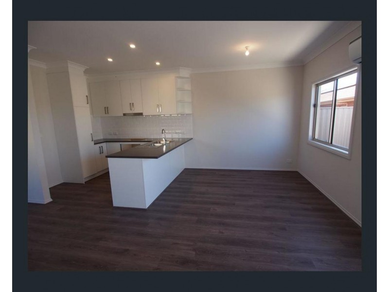 9/19 Hereford Lane, Woodcroft SA 5162