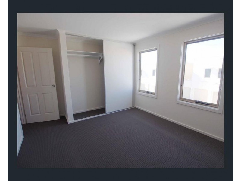 9/19 Hereford Lane, Woodcroft SA 5162