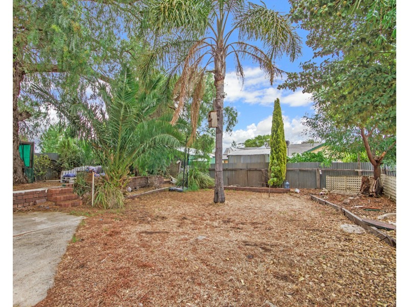 23 Edmund Street, Christie Downs SA 5164