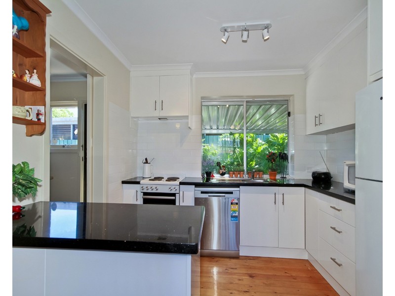 11 Brendan Street, Christie Downs SA 5164