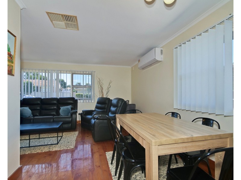 11 Brendan Street, Christie Downs SA 5164