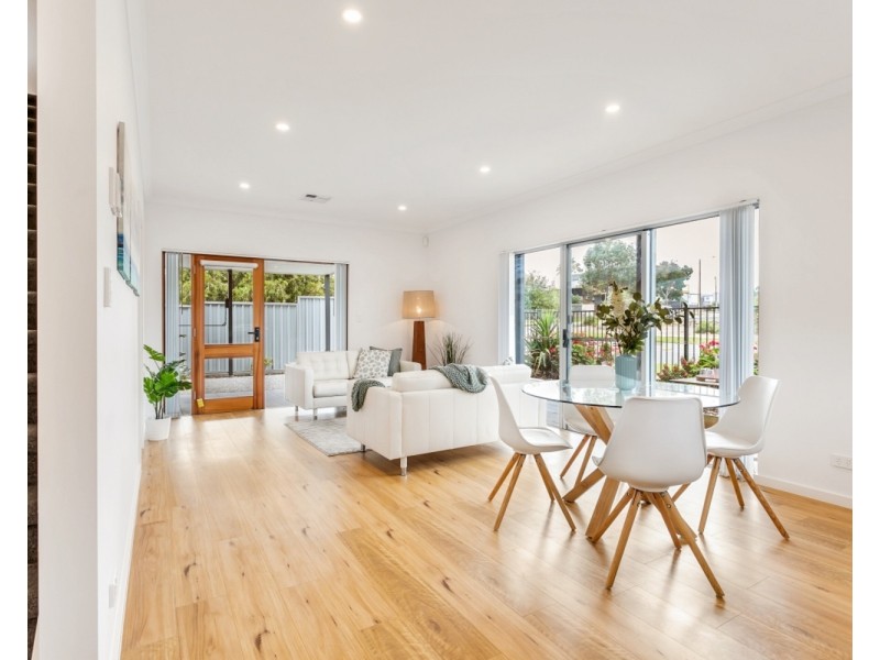 8c Galloway Road, Christies Beach SA 5165