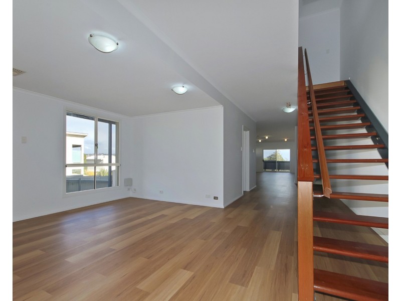 6 & 6a Fourth Avenue, Moana SA 5169
