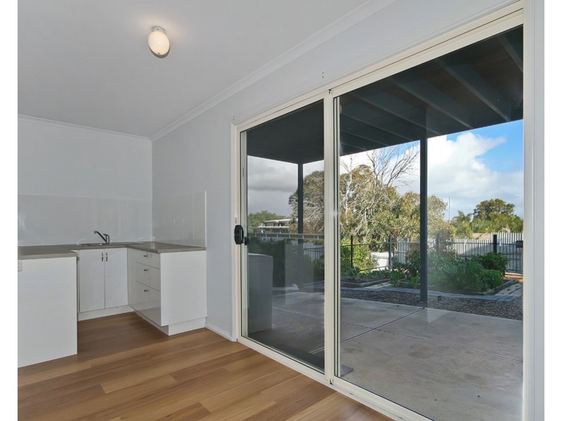 6 & 6a Fourth Avenue, Moana SA 5169