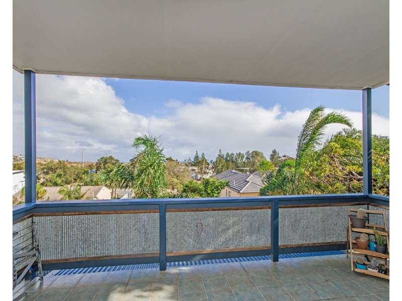 6 & 6a Fourth Avenue, Moana SA 5169