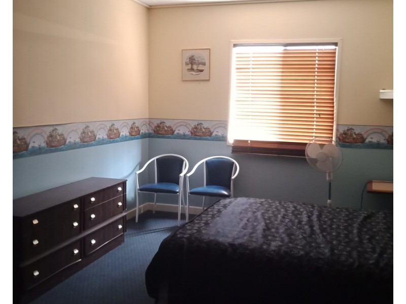 5 – 7 Thomas Street, Edithburgh SA 5583