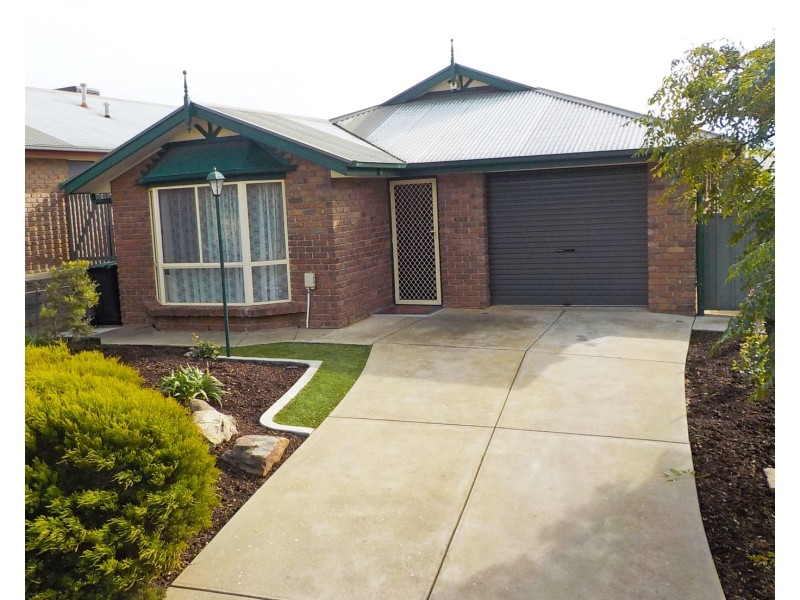 2/11 Shoalstone Court, Moana SA 5169