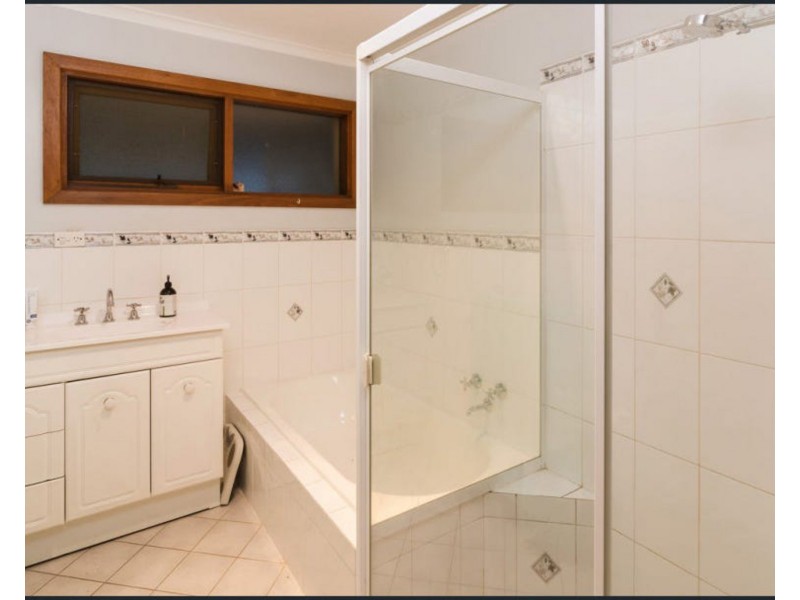 32 Kondoparinga Road, Meadows SA 5201