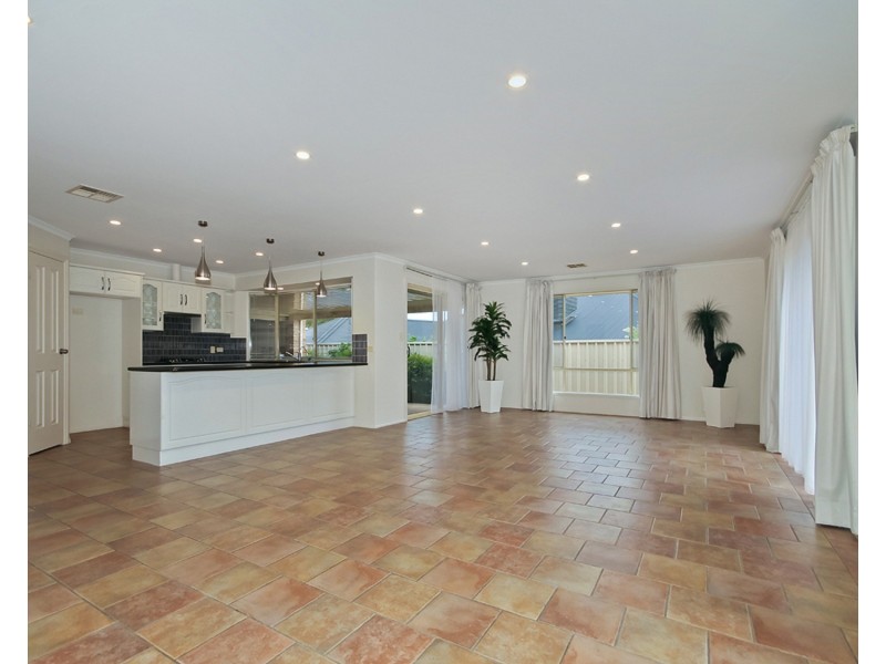 4 Tennyson Street, Seaford Rise SA 5169