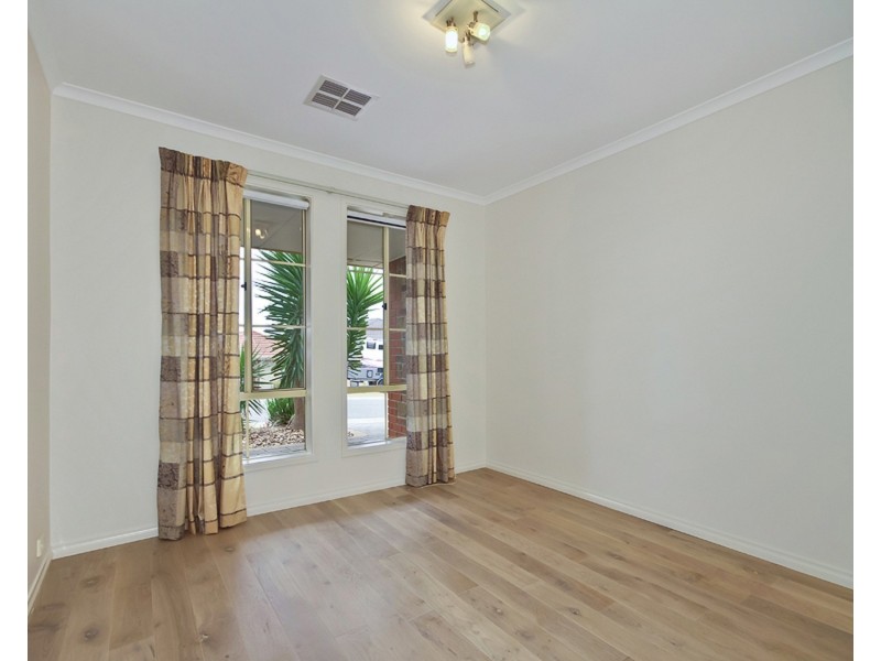 4 Tennyson Street, Seaford Rise SA 5169