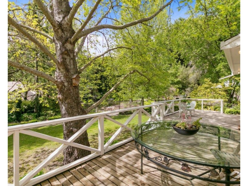 25 Longwood Road, Stirling SA 5152