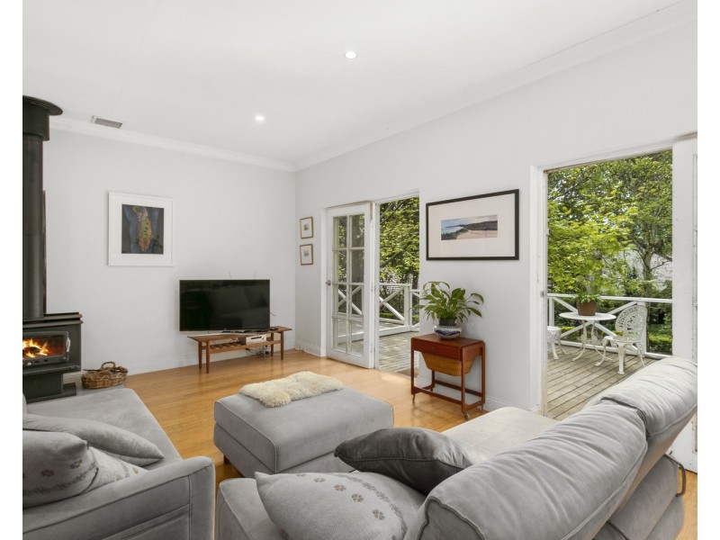 25 Longwood Drive, Stirling SA 5152