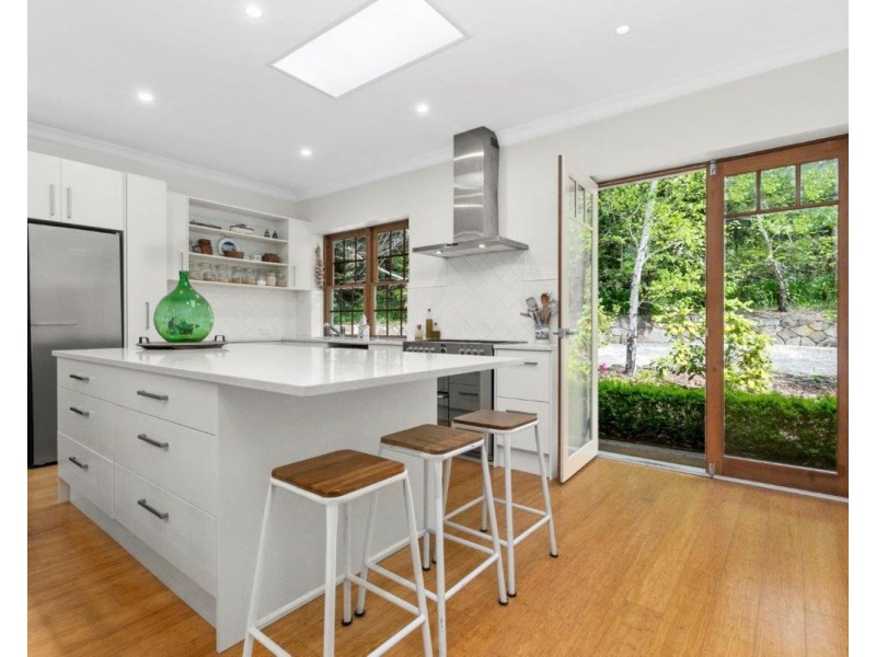 25 Longwood Drive, Stirling SA 5152