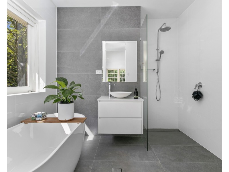 25 Longwood Drive, Stirling SA 5152