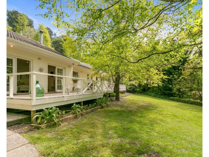 25 Longwood Drive, Stirling SA 5152