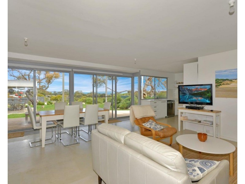 29 Beach Crescent, Baudin Beach SA 5222