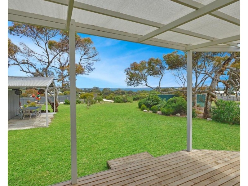 29 Beach Crescent, Baudin Beach SA 5222