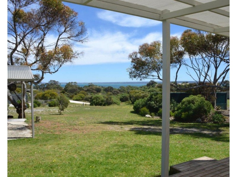 29 Beach Crescent, Baudin Beach SA 5222