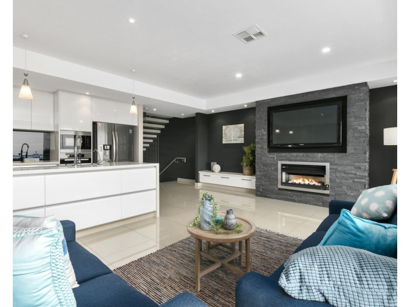 5/49-51 Macquarie Street, Moana SA 5169