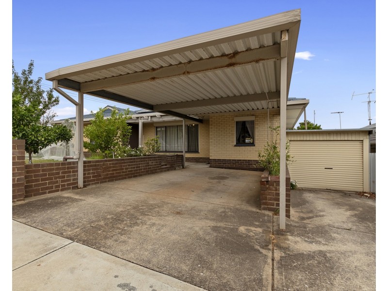 12 Candover Crescent, Huntfield Heights SA 5163