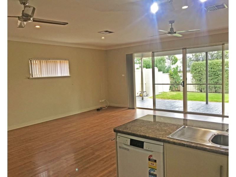 9 Sutton Avenue, Seacombe Gardens SA 5047